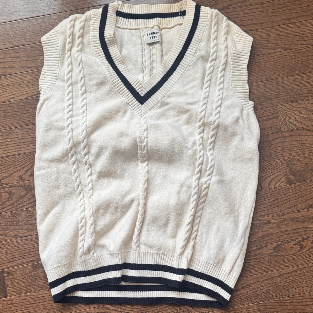 Sunday Best Cream V-Neck Sweater with Black Accents